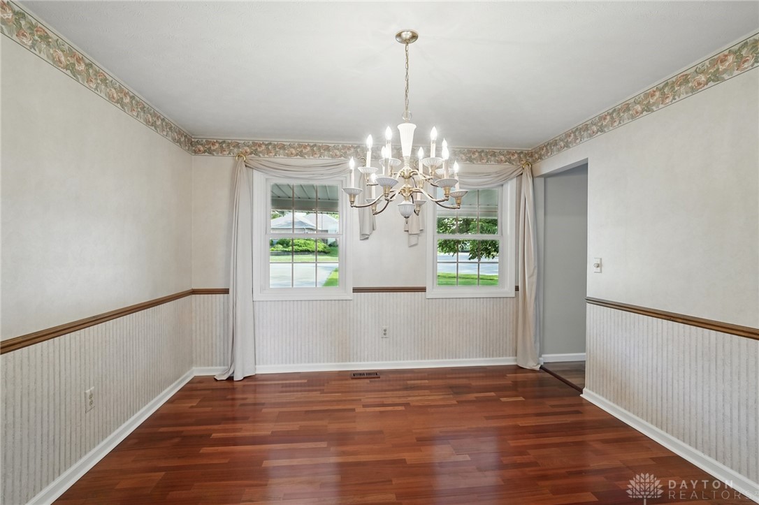 2337 Eastwind Drive, Beavercreek, Ohio image 18