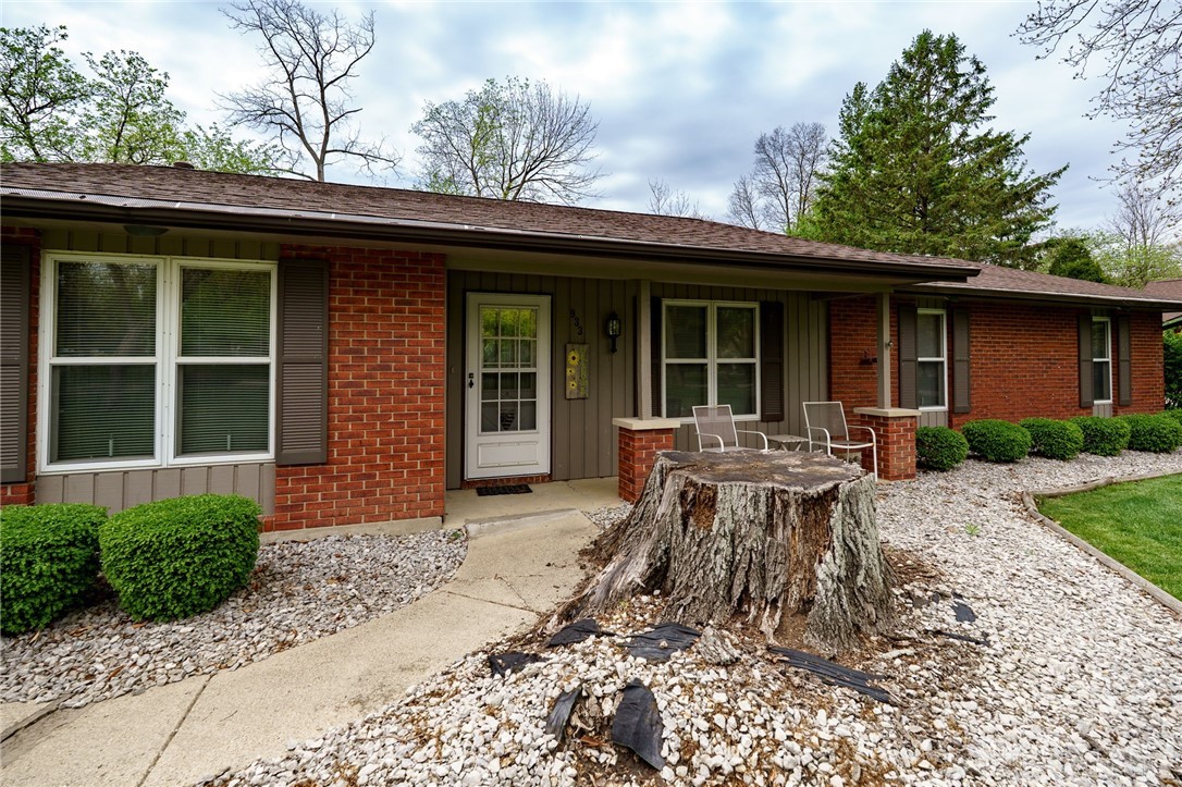 933 Oak Lea Drive, Troy, Ohio image 2