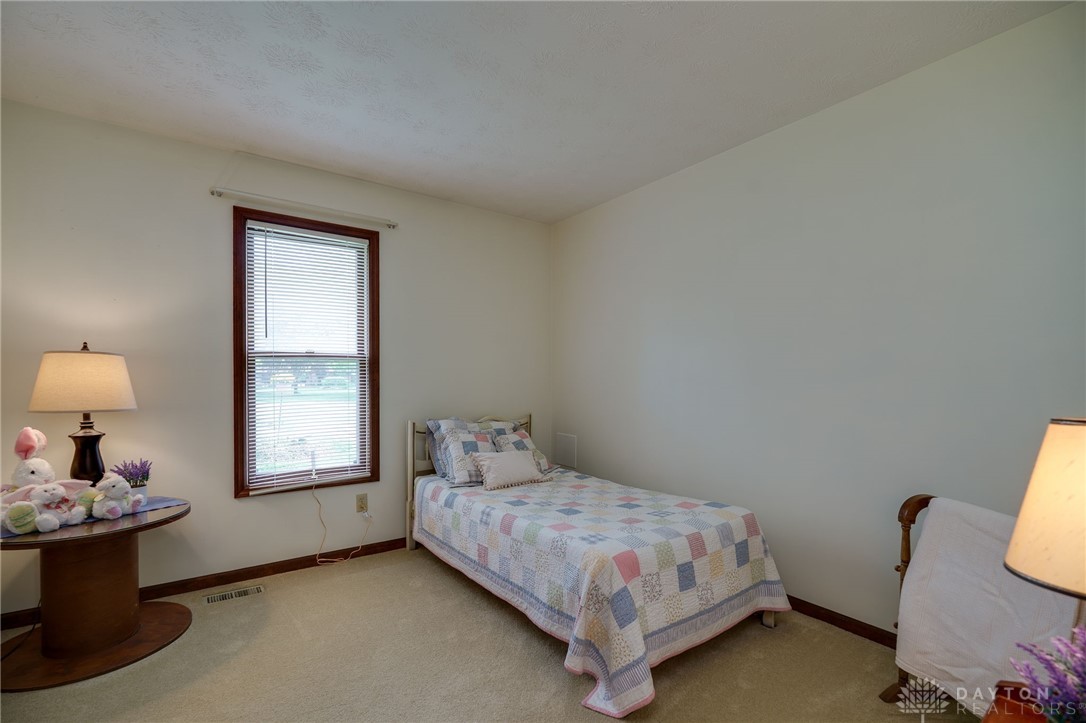 933 Oak Lea Drive, Troy, Ohio image 24
