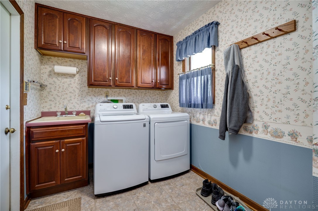 933 Oak Lea Drive, Troy, Ohio image 16
