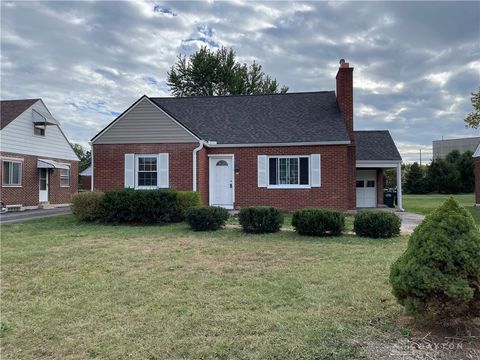 Photo of 740 Greenmount Boulevard, Dayton, OH 45419 (MLS # 945454)