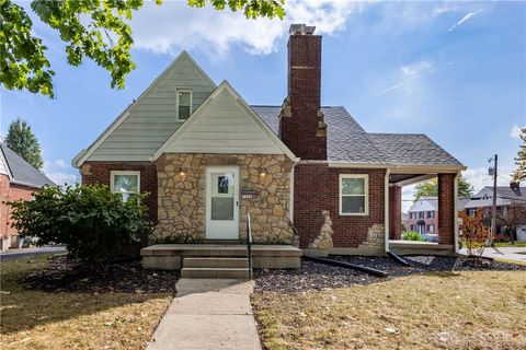 Photo of 1622 Shroyer Road, Oakwood, OH 45419 (MLS # 944961)