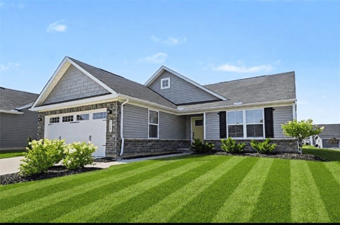 Homes For Sale - 4022 Lupine Way<br/> Tipp City, OH 45371