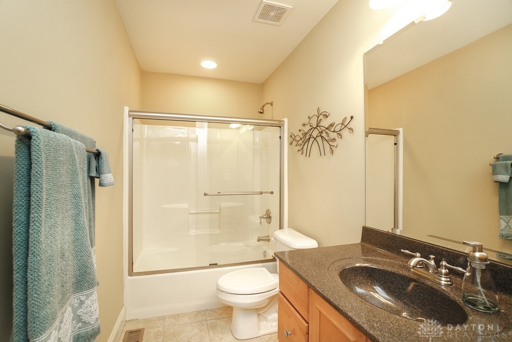 4625 Guildford Drive, West Chester, Ohio image 49