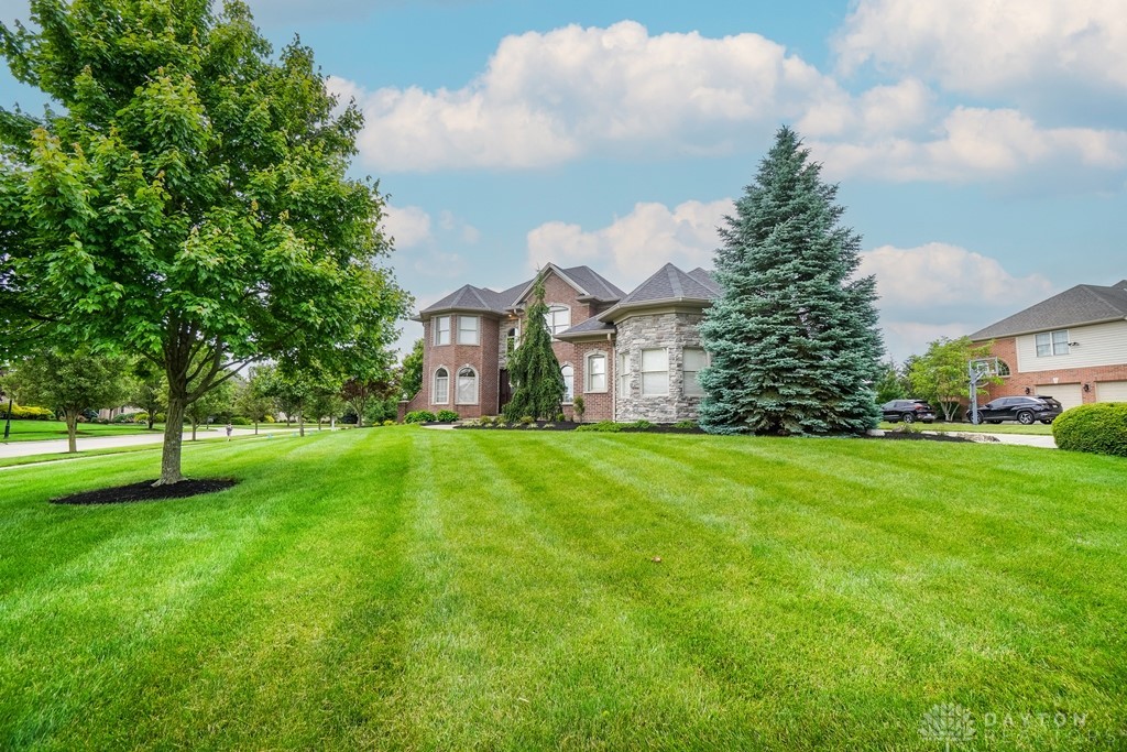 4625 Guildford Drive, West Chester, Ohio image 3