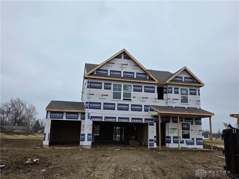 Photo of 3158 Scarborough Court, Butler Twp, OH 45414 (MLS # 949196)