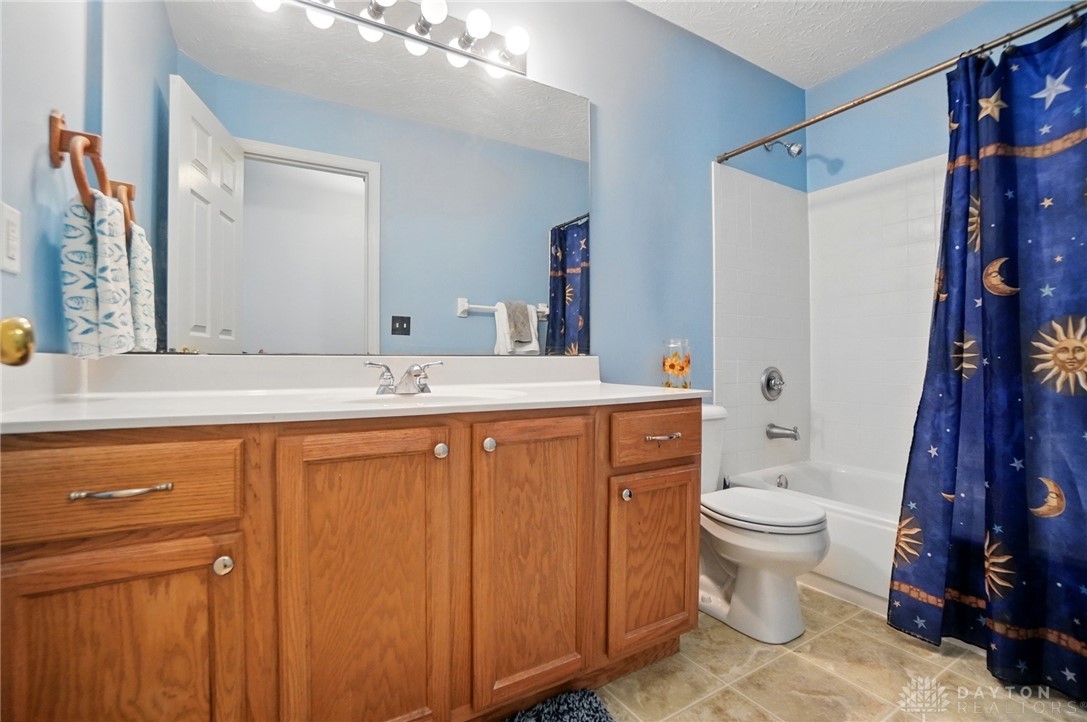 1082 Dunstan Court, Morrow, Ohio image 39
