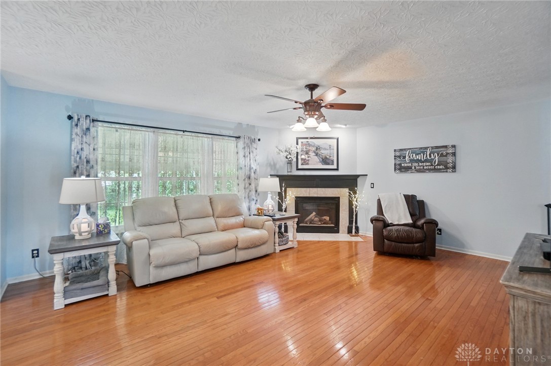 1082 Dunstan Court, Morrow, Ohio image 7
