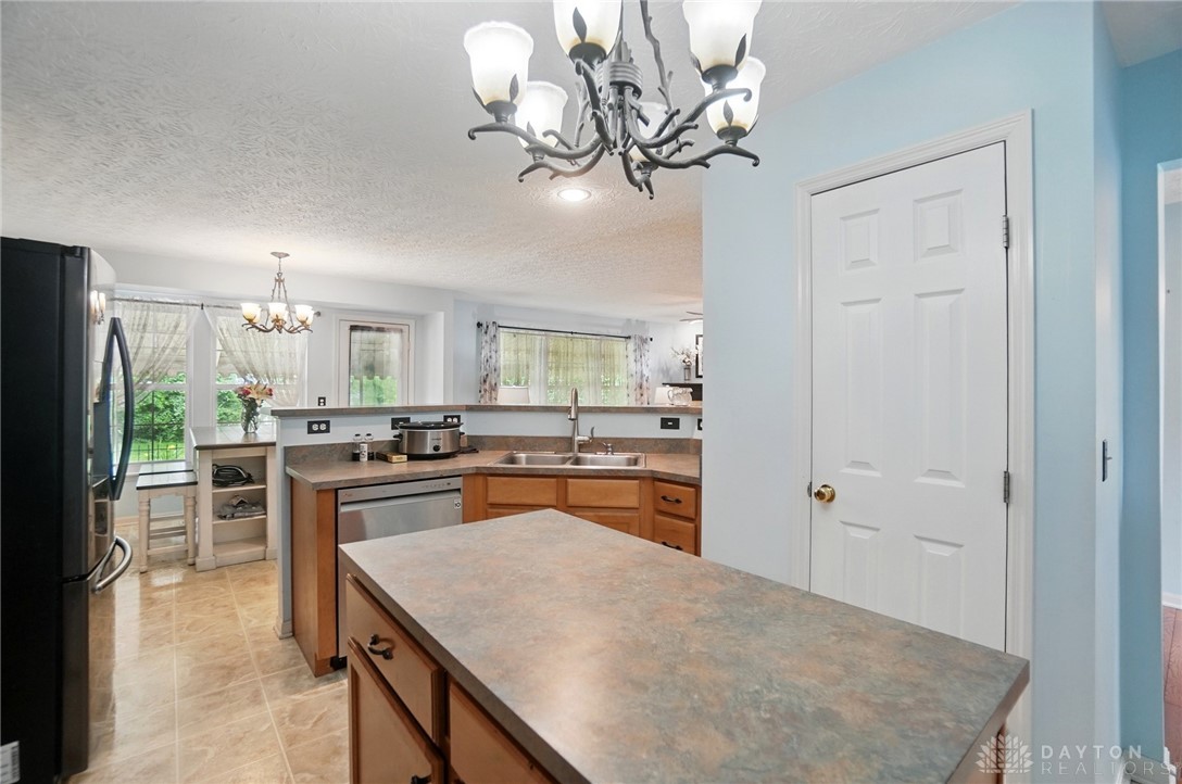 1082 Dunstan Court, Morrow, Ohio image 15