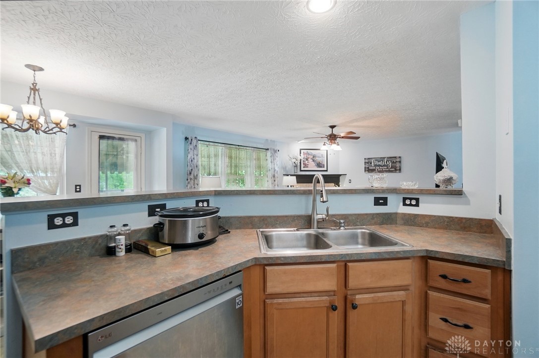 1082 Dunstan Court, Morrow, Ohio image 19