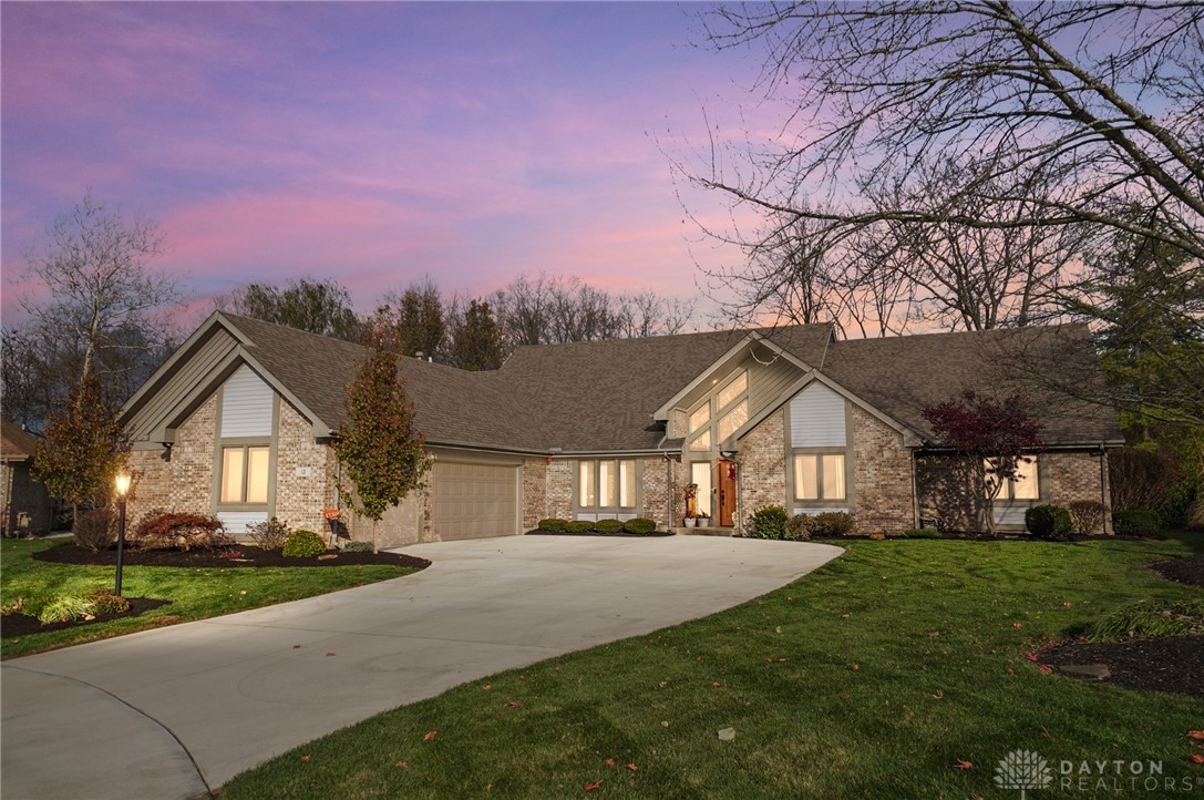 13 Cambray Court, Miamisburg, Ohio image 1