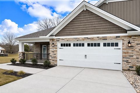 Photo of 5017 Waterford Lane, Middletown, OH 45042 (MLS # 954079)