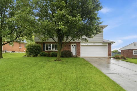 Homes For Sale - 220 Sands Avenue<br/> Butler County, Monroe, OH 45050