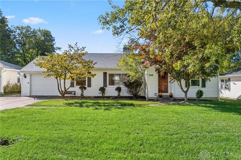 Photo of 346 Virginia Circle, Wilmington, OH 45177 (MLS # 945481)