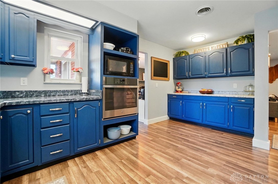 2444 Banyon Drive, Beavercreek, Ohio image 28
