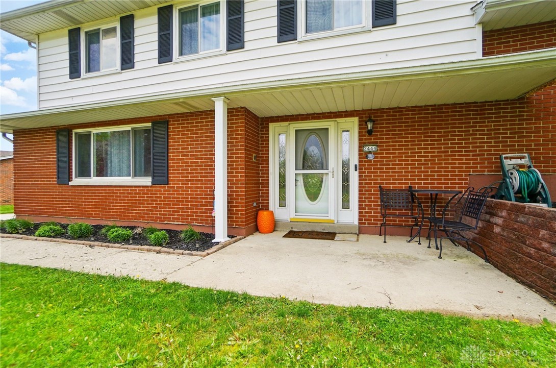 2444 Banyon Drive, Beavercreek, Ohio image 5
