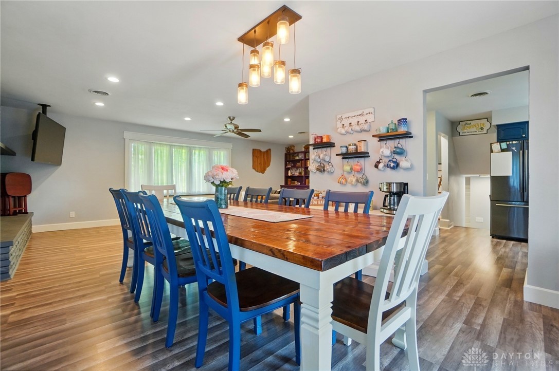 2444 Banyon Drive, Beavercreek, Ohio image 22
