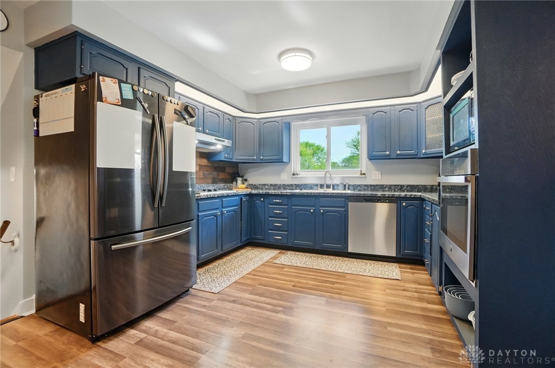 2444 Banyon Drive, Beavercreek, Ohio image 24