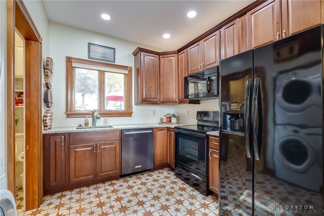 15 Peterson Place, Wilmington, Ohio image 36