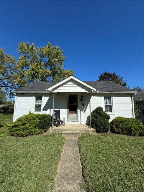 Photo of 511 Forest Avenue, Franklin, OH 45005 (MLS # 946170)