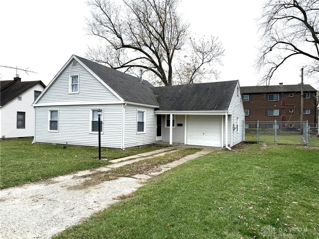 114 Skyview Drive, Vandalia, Ohio image 1