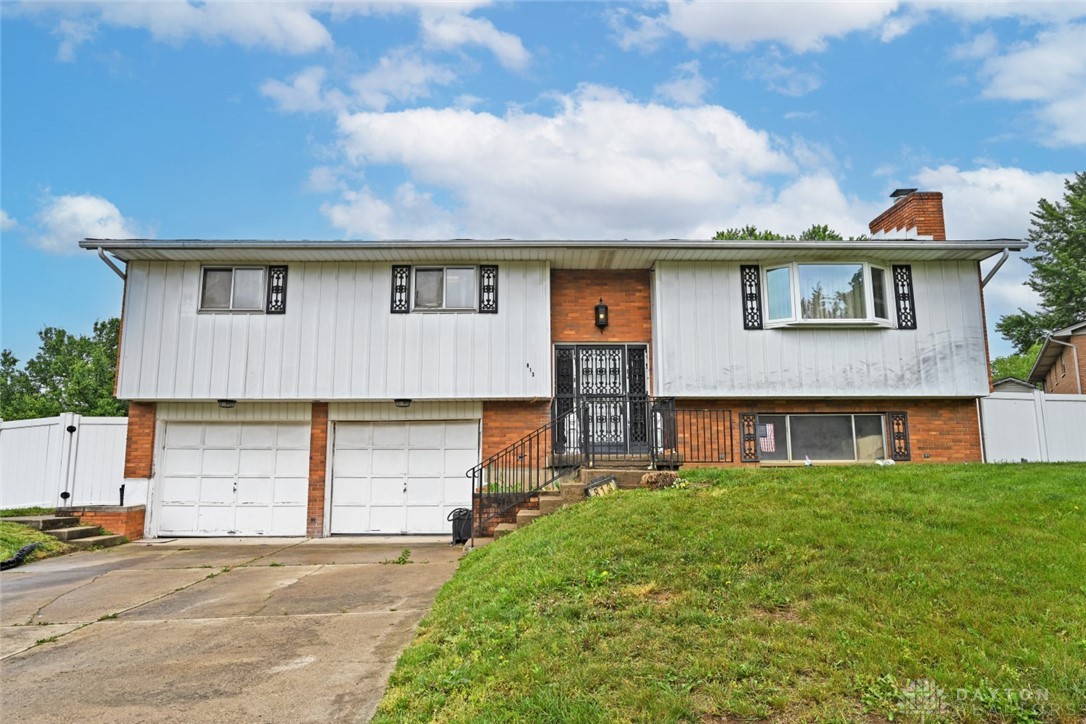 813 Victoria Drive, Franklin, Ohio image 1