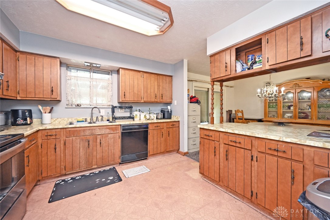 813 Victoria Drive, Franklin, Ohio image 14