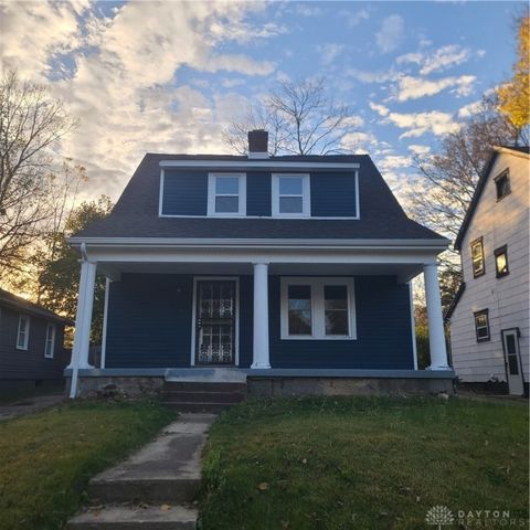 Photo of 1341 Shaftesbury Road, Dayton, OH 45406 (MLS # 947213)