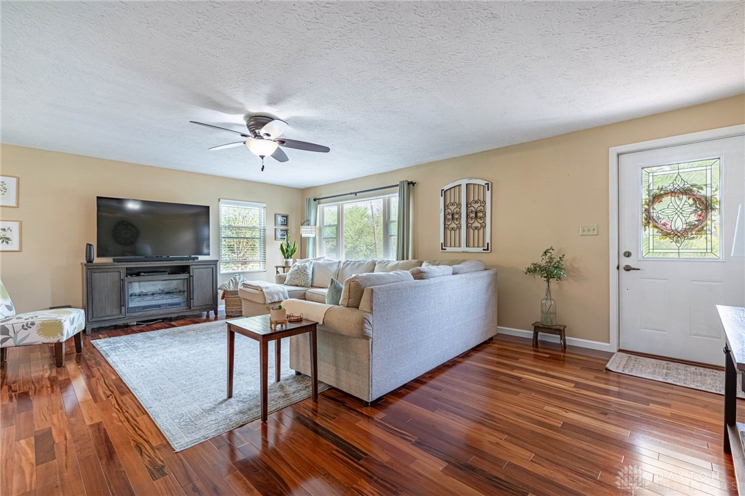 7057 Howard Road