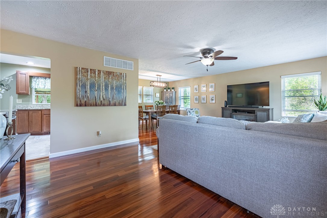 7057 Howard Road