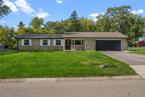 Photo of 4536 Walbridge Trail, Beavercreek, OH 45430 (MLS # 971155)