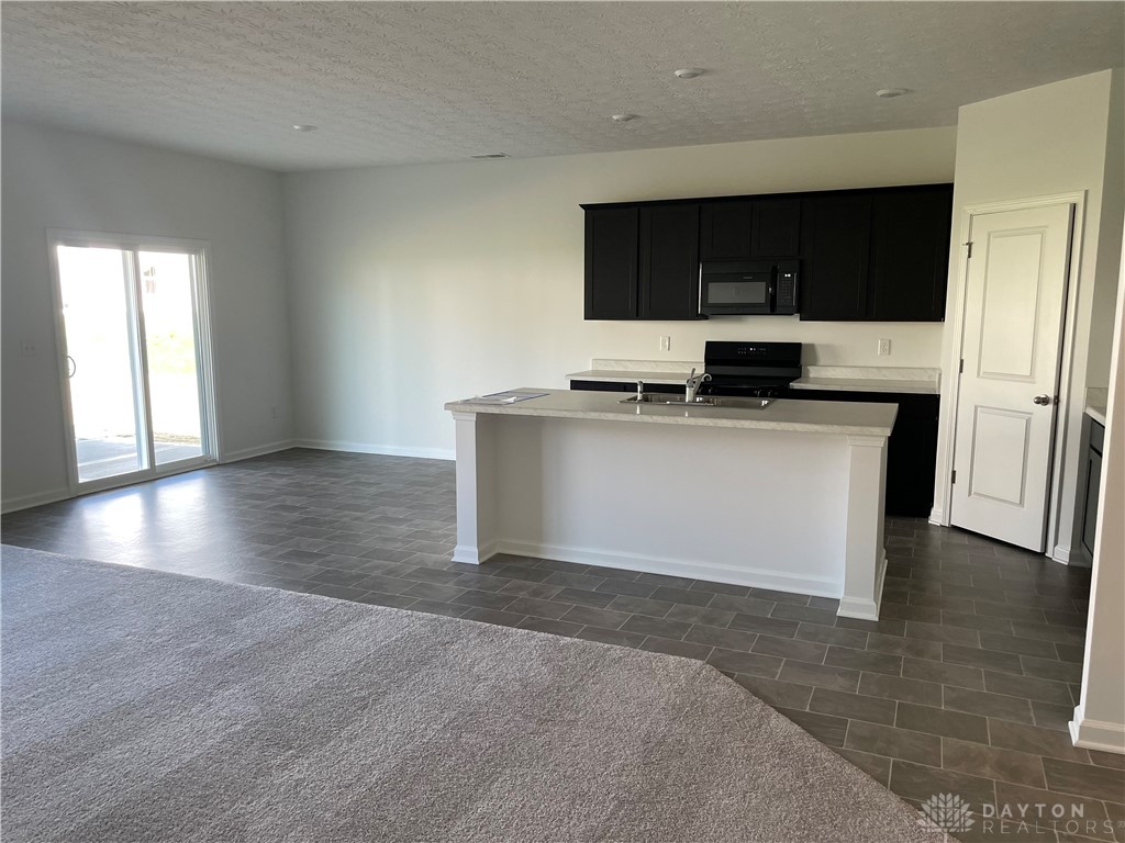 1020 Redwood Road, Clayton, Ohio image 2