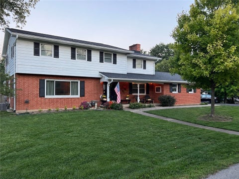 Photo of 10080 El An Ja Drive, Miamisburg, OH 45342 (MLS # 970362)