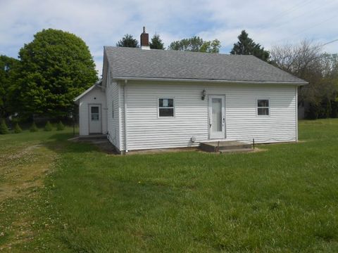 Homes For Sale - 8020 E State Route 55<br/> Casstown, OH 45312