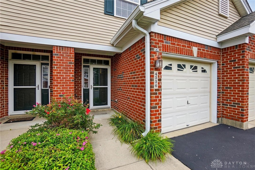 4336 Straight Arrow Road, Beavercreek, Ohio image 3