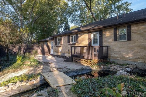 Tiny photo for 2006 S Linda Drive, Bellbrook, OH 45305 (MLS # 946053)
