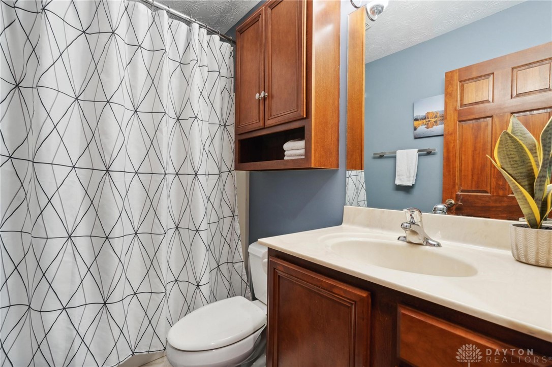 516 Millwood Meadows Drive, Englewood, Ohio image 22