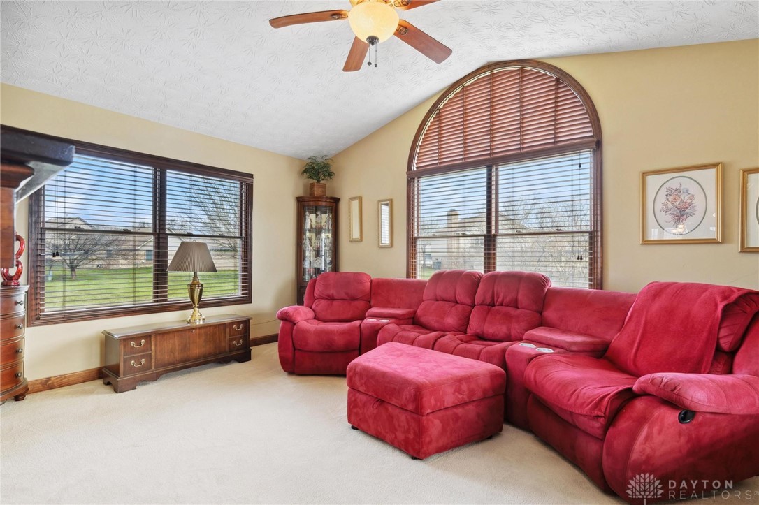 516 Millwood Meadows Drive, Englewood, Ohio image 12