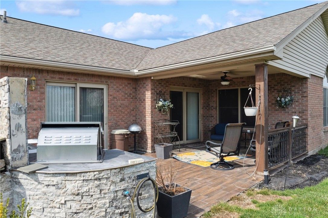 516 Millwood Meadows Drive, Englewood, Ohio image 33