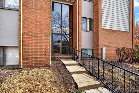 Photo of 1008 Lookout Trail #C, West Carrollton, OH 45449 (MLS # 948970)