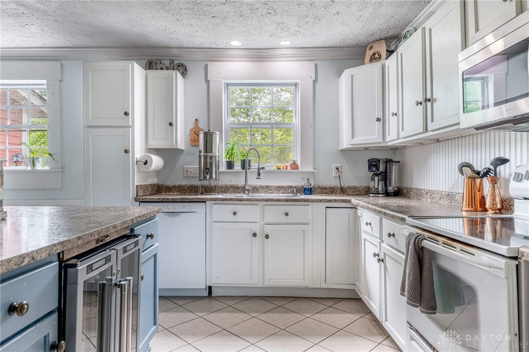 4751 E Lower Springboro Road, Waynesville, Ohio image 12
