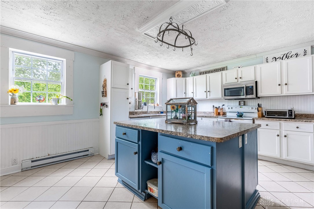 4751 E Lower Springboro Road, Waynesville, Ohio image 11