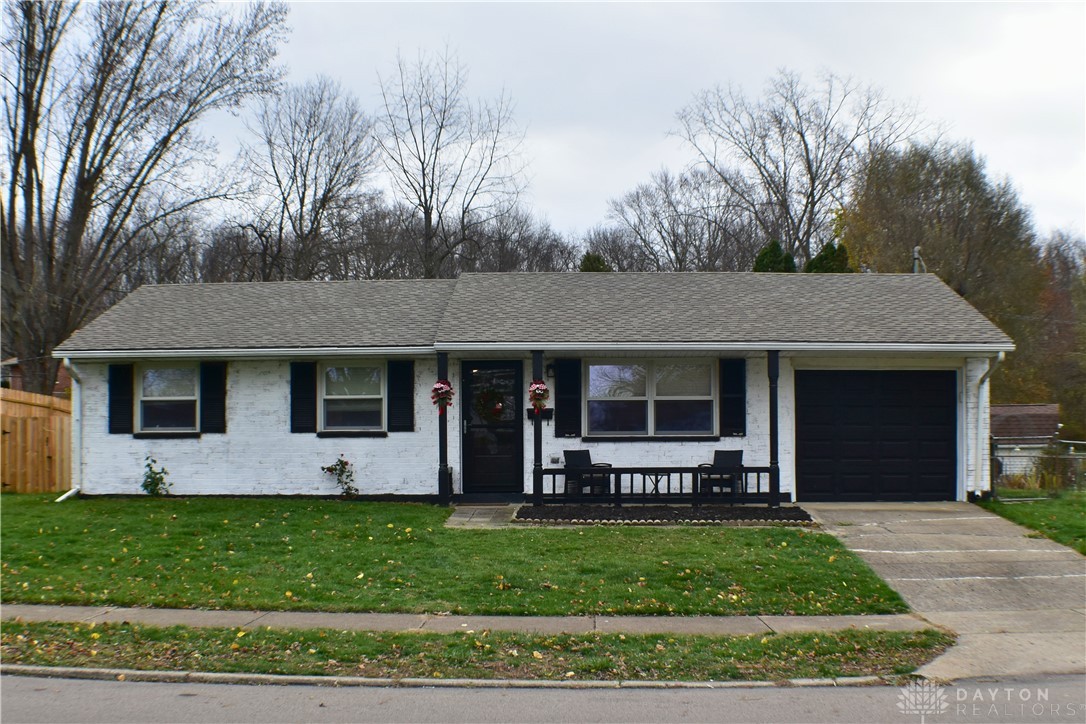 981 Stonyridge Avenue, Troy, Ohio image 1