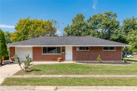 Homes For Sale - 4300 Lambeth Drive<br/> Montgomery County, Dayton, OH 45424