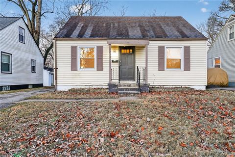 Photo of 1335 Kingsley Avenue, Dayton, OH 45406 (MLS # 950499)