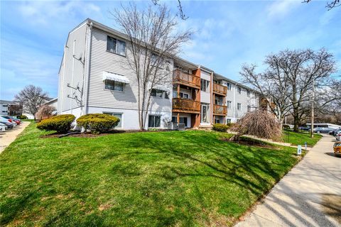 Photo of 5655 E Coach Drive #I, Kettering, OH 45440 (MLS # 953617)