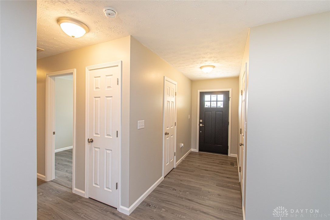 120 Saxon Cove, Eaton, Ohio image 3