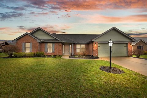 Photo of 6536 Bellow Court, Waynesville, OH 45068 (MLS # 953971)