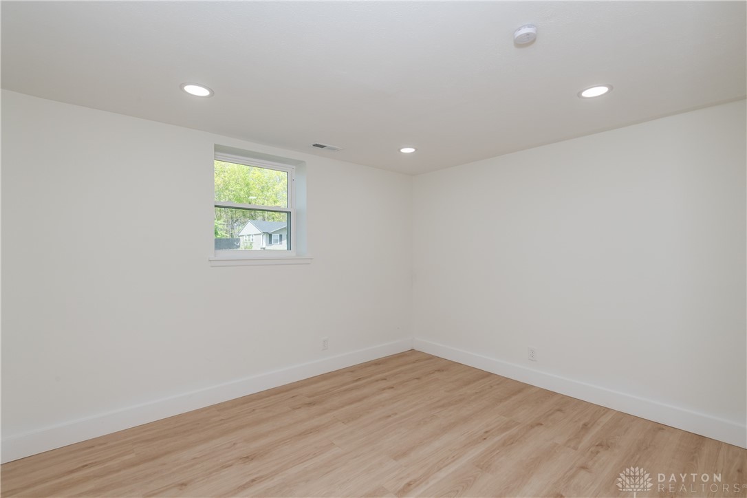 3132 Woonsocket Street, Springfield, Ohio image 15