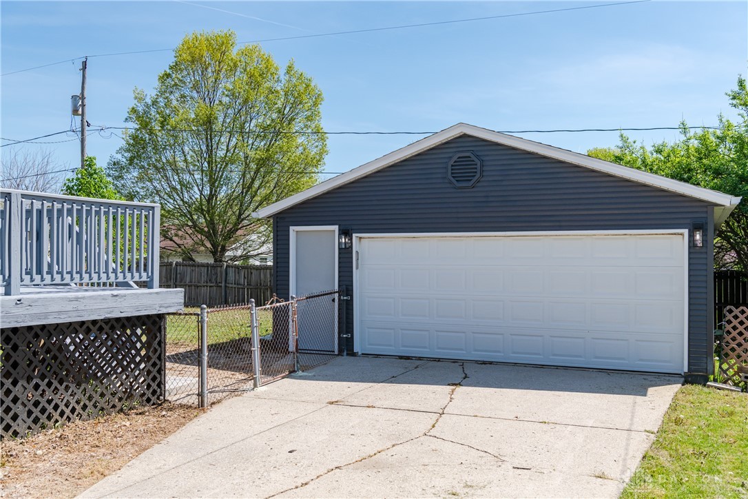 3132 Woonsocket Street, Springfield, Ohio image 24